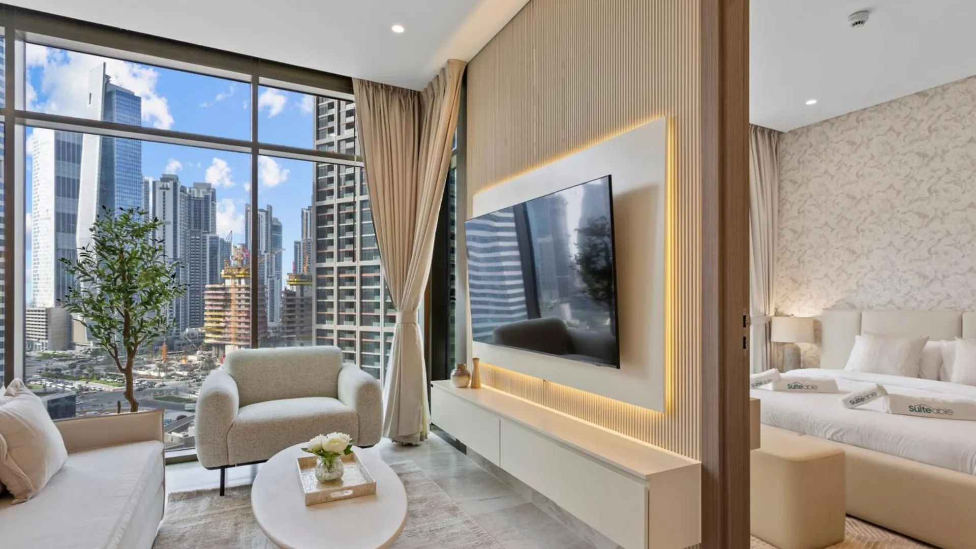 Sleek 1Bedroom With Burj Khalifa View In Peninsula Dubai Apartment
